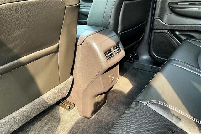 Photo of 2024 Summit White GMC Terrain