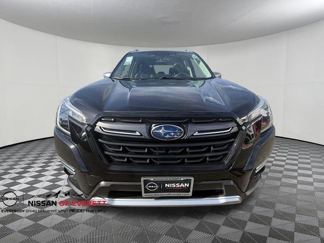 Photo of 2022 Crystal Black Silica Subaru Forester