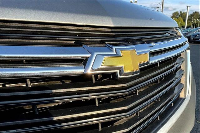 Photo of 2023 Sterling Gray Metallic Chevrolet Equinox