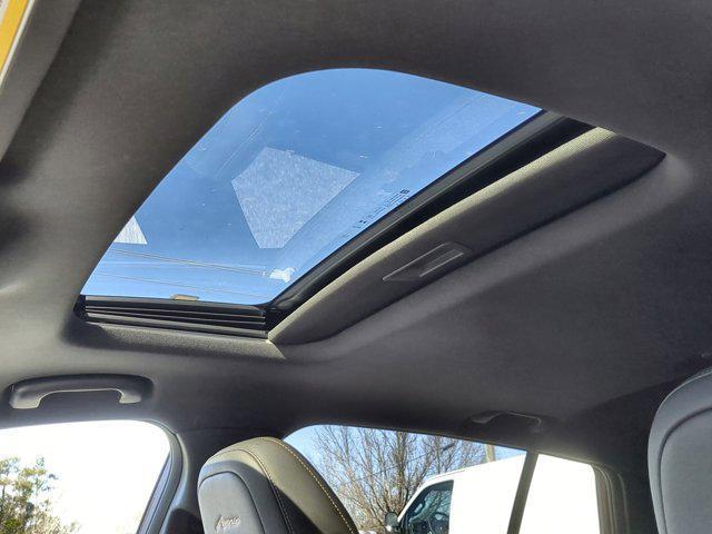 Photo of 2025 Cinnabar Metallic Buick Envista