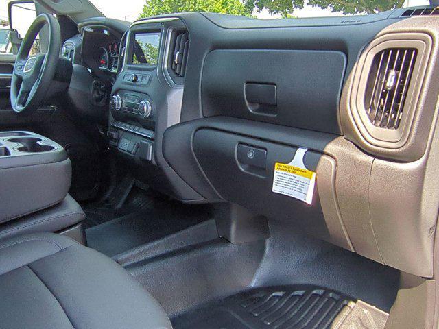 Photo of 2025 Summit White GMC Sierra 2500
