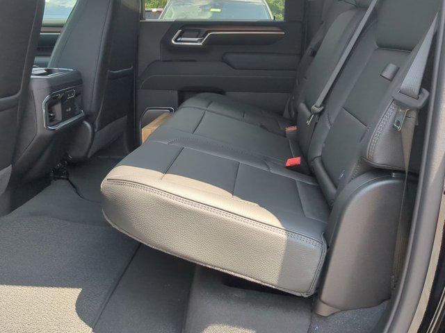 Photo of 2025 Onyx Black GMC Sierra 2500
