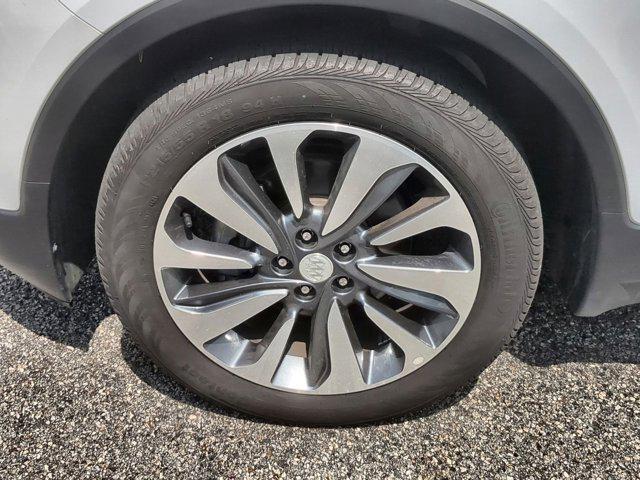 Photo of 2022 Summit White Buick Encore