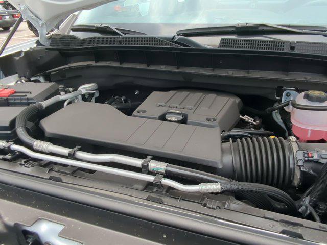 Photo of 2025 Summit White GMC Sierra 1500