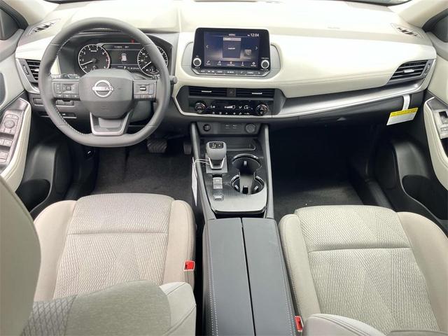 Photo of 2025 Black Nissan Rogue