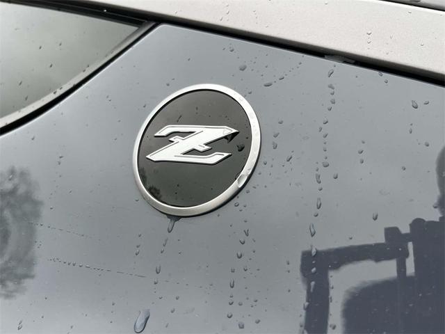 Photo of 2025 2t Stl Grey Blk Nissan Z