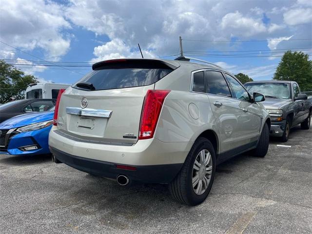Photo of 2016 Silver Coast Metallic Cadillac SRX