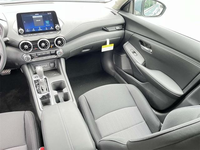 Photo of 2025 Atlantic Gray M Nissan Sentra