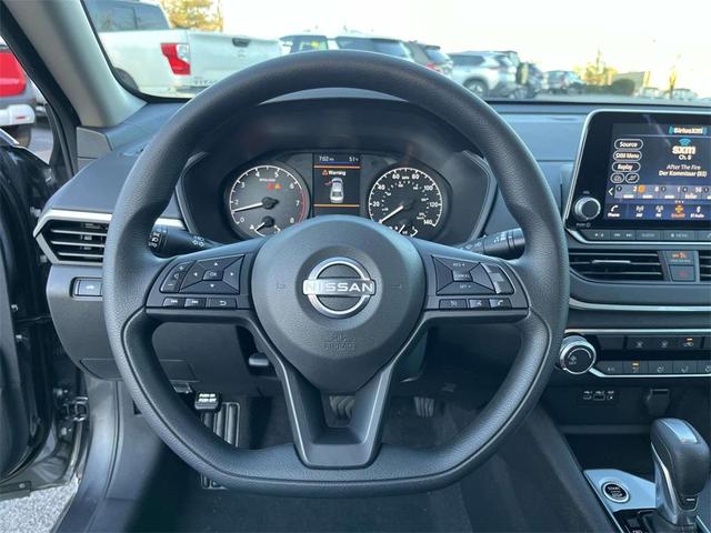 Photo of 2025 Gun Metallic Nissan Altima