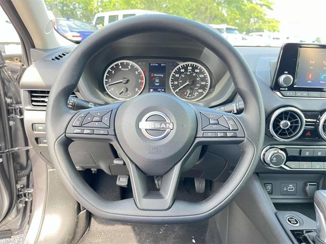 Photo of 2025 Gun Metallic Nissan Sentra