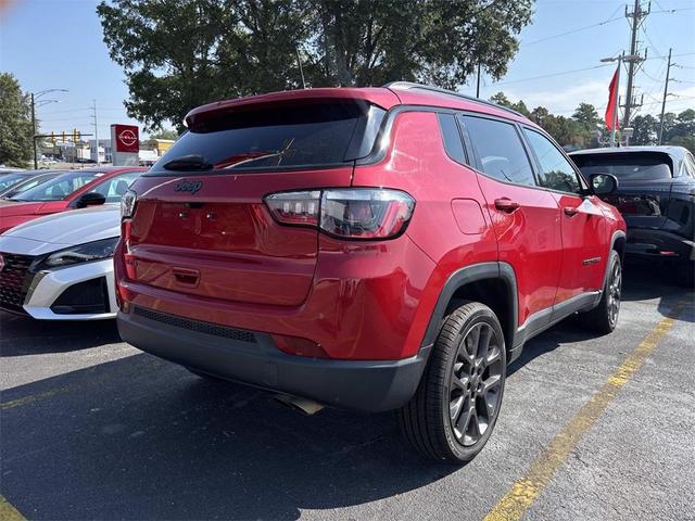 Photo of 2021 Redline Pearlcoat Jeep Compass