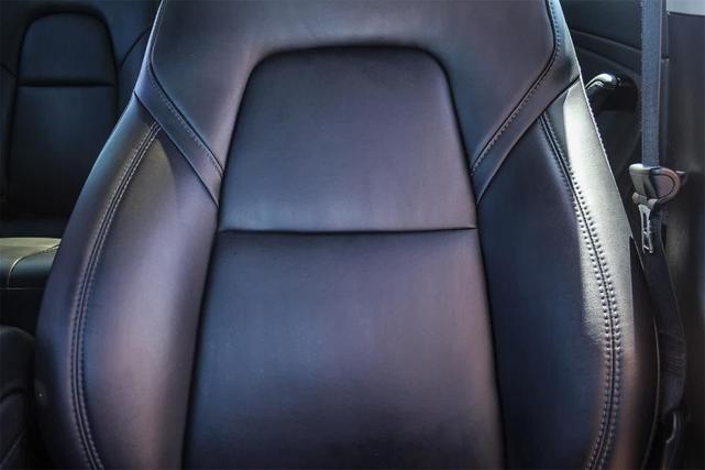 Photo of 2019 Silver Tesla Model 3