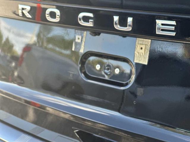 Photo of 2023 Black Nissan Rogue