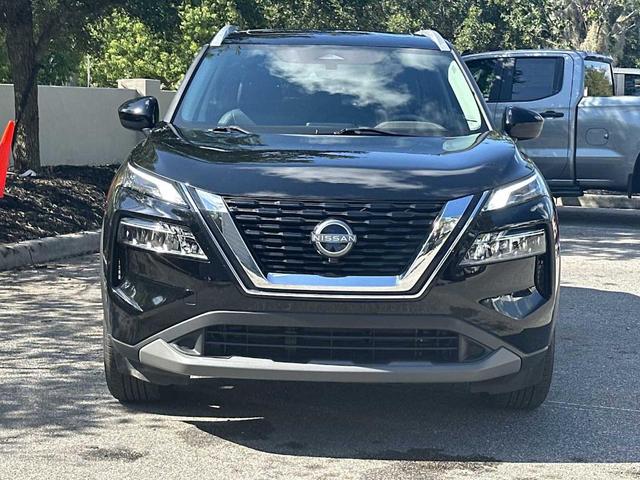 Photo of 2023 Black Nissan Rogue