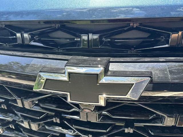Photo of 2025 Blue Chevrolet Traverse