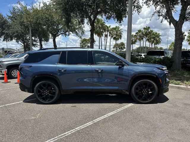 Photo of 2025 Blue Chevrolet Traverse