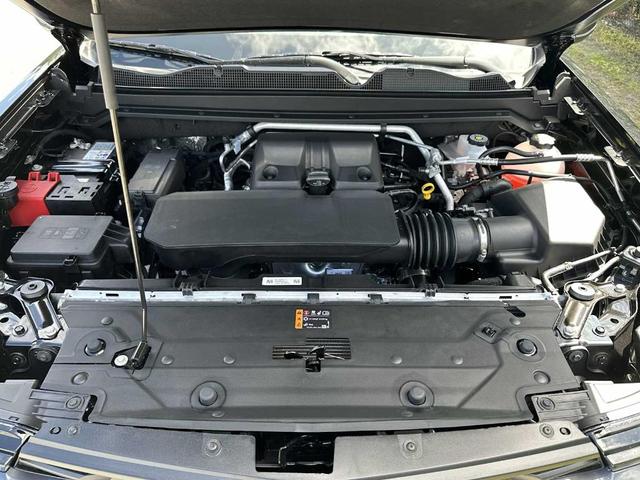 Photo of 2025 Black Chevrolet Colorado