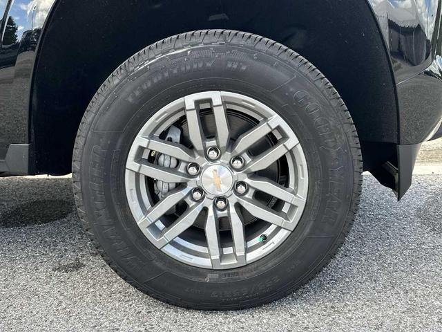 Photo of 2025 Black Chevrolet Colorado