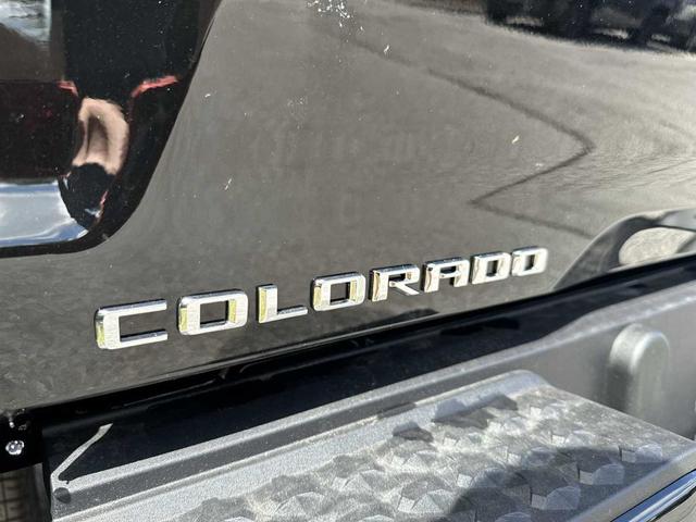Photo of 2025 Black Chevrolet Colorado