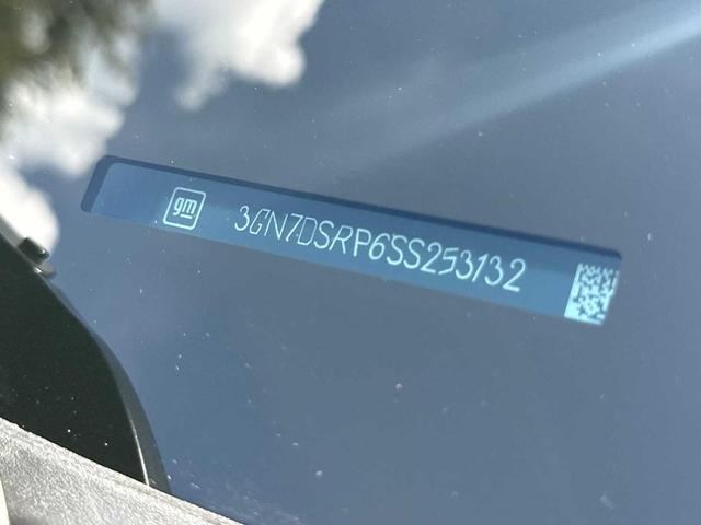Photo of 2025 Sterling Gray Metallic Chevrolet Equinox EV