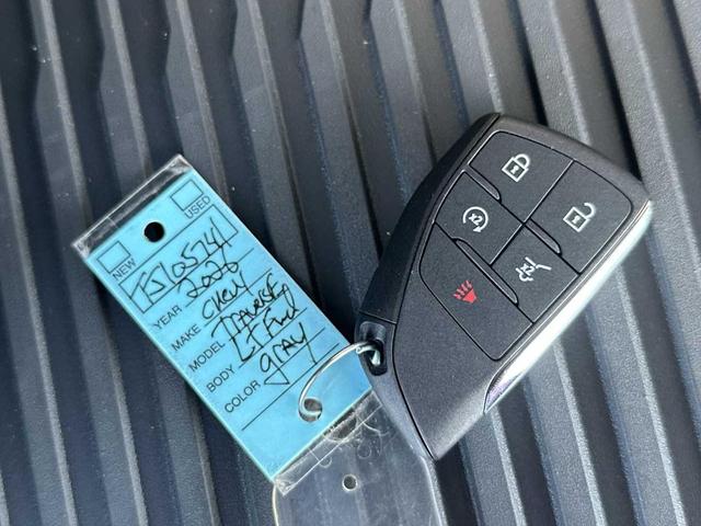 Photo of 2026 Sterling Gray Metallic Chevrolet Traverse