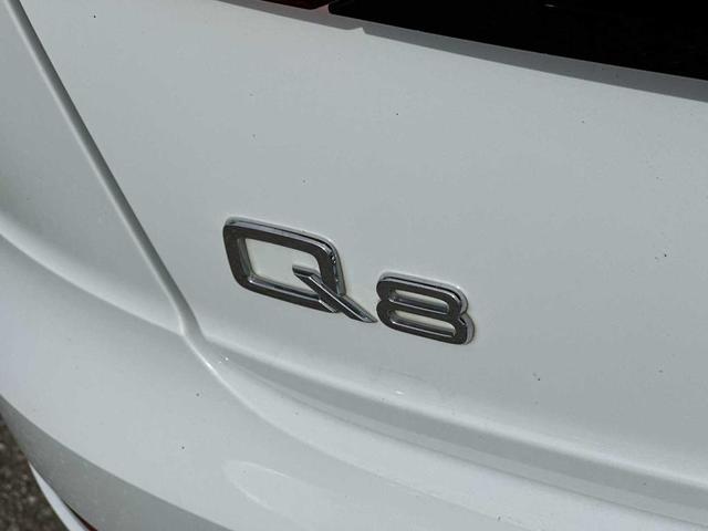 Photo of 2021 Glacier White Metallic Audi Q8