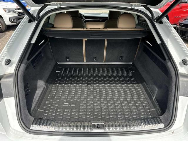 Photo of 2021 Glacier White Metallic Audi Q8