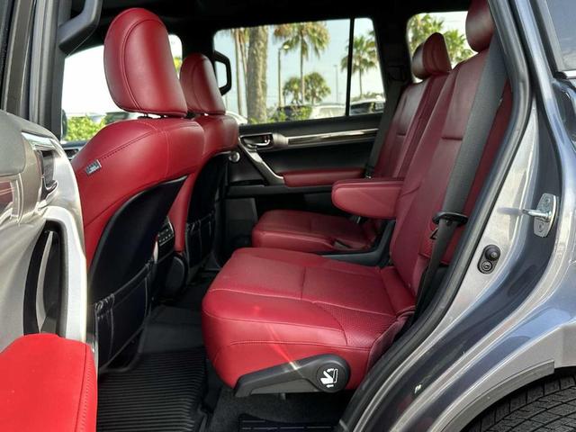 Photo of 2023 Nebula Gray Pearl Lexus GX 460