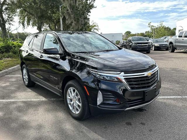 Photo of 2022 Mosaic Black Metallic Chevrolet Equinox