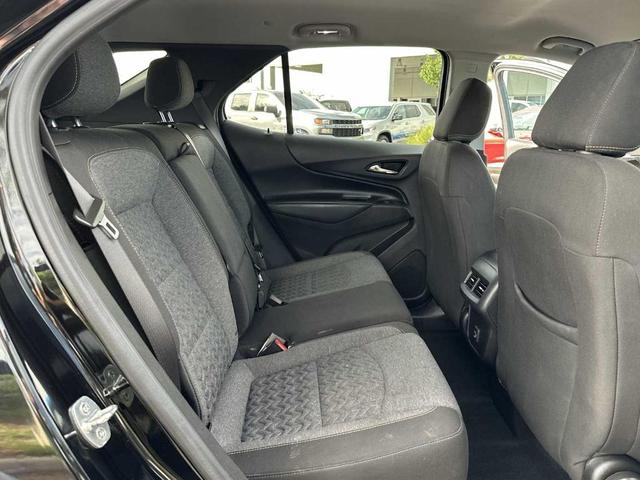 Photo of 2022 Mosaic Black Metallic Chevrolet Equinox