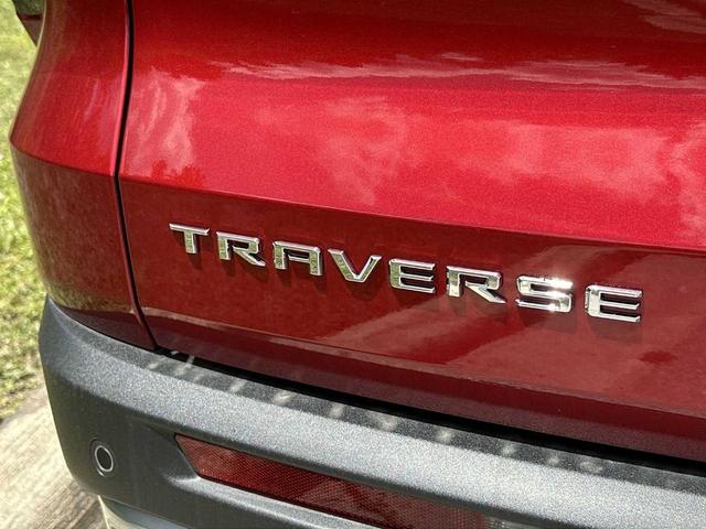 Photo of 2025 Red Chevrolet Traverse