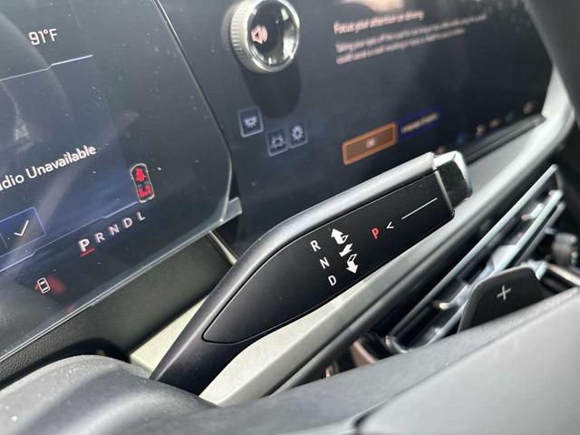 Photo of 2025 Red Chevrolet Traverse