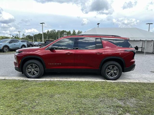 Photo of 2025 Red Chevrolet Traverse