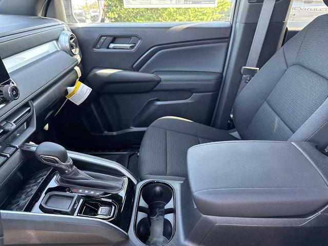 Photo of 2025 Gray Chevrolet Colorado