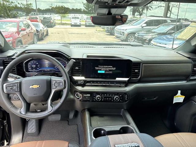Photo of 2025 Black Chevrolet Silverado 2500