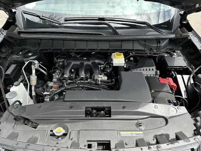 Photo of 2024 Super Black Nissan Pathfinder