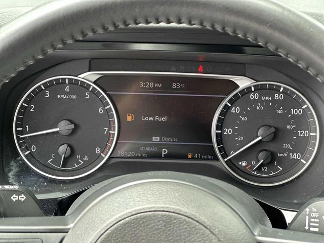 Photo of 2024 Super Black Nissan Pathfinder