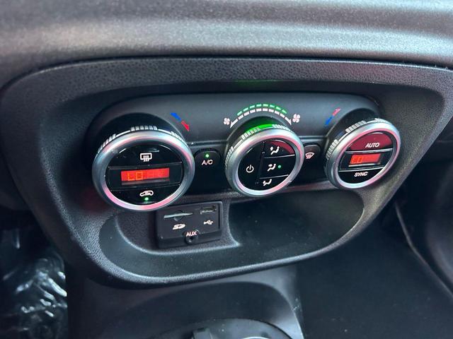Photo of 2014 Bianco (White) FIAT 500L