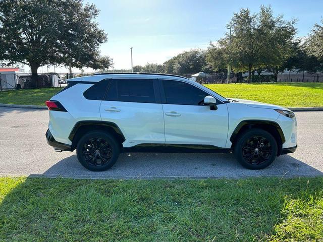 Photo of 2022 Blizzard Pearl Toyota RAV4 Hybrid