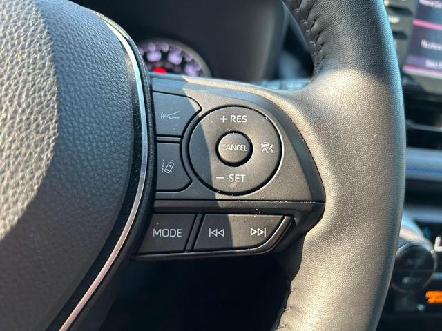 Photo of 2022 Blizzard Pearl Toyota RAV4 Hybrid