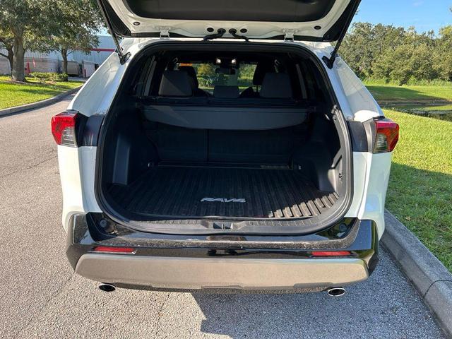 Photo of 2022 Blizzard Pearl Toyota RAV4 Hybrid