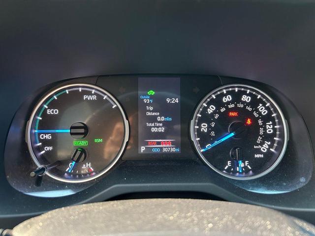 Photo of 2022 Blizzard Pearl Toyota RAV4 Hybrid