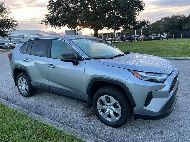 Photo of 2025 Silver Sky Metallic Toyota RAV4