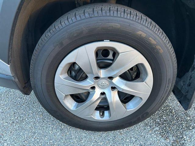 Photo of 2025 Silver Sky Metallic Toyota RAV4