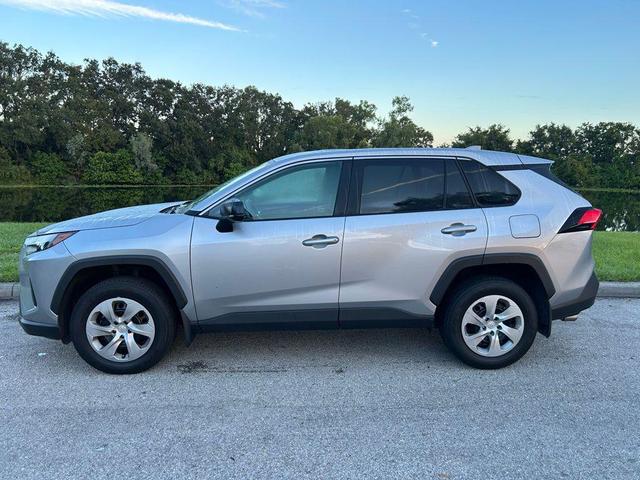 Photo of 2025 Silver Sky Metallic Toyota RAV4