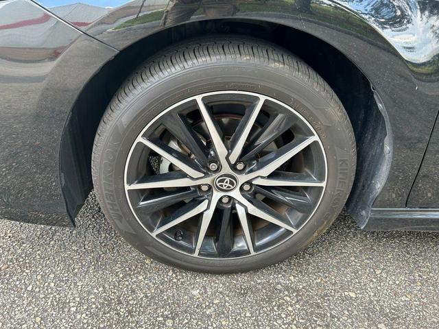 Photo of 2024 Midnight Black Metallic Toyota Camry