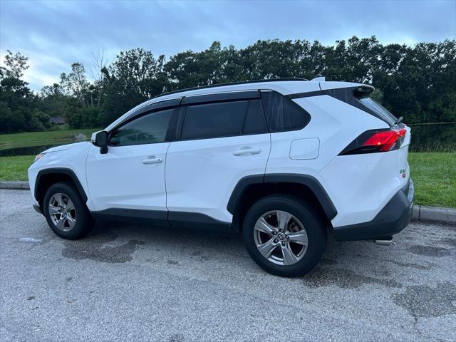 Photo of 2022 White Toyota RAV4