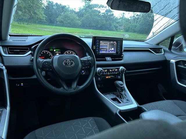 Photo of 2022 White Toyota RAV4