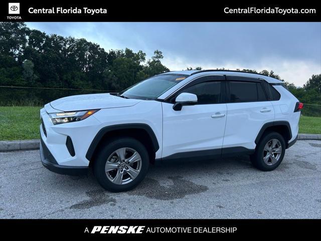 Photo of 2022 White Toyota RAV4