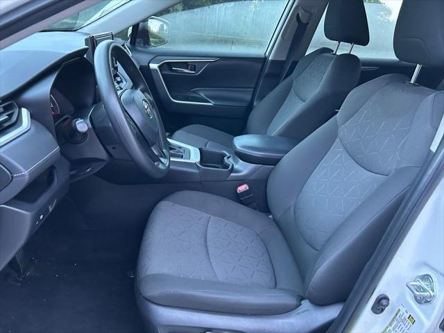 Photo of 2022 White Toyota RAV4